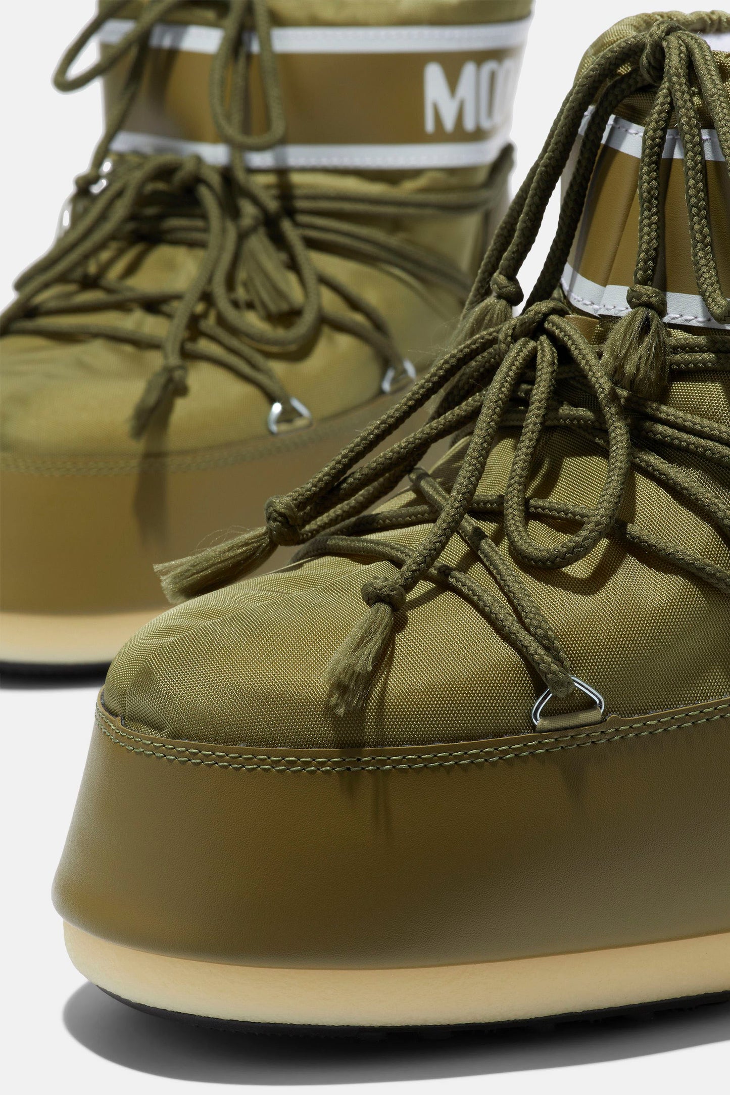 Icon Low Nylon