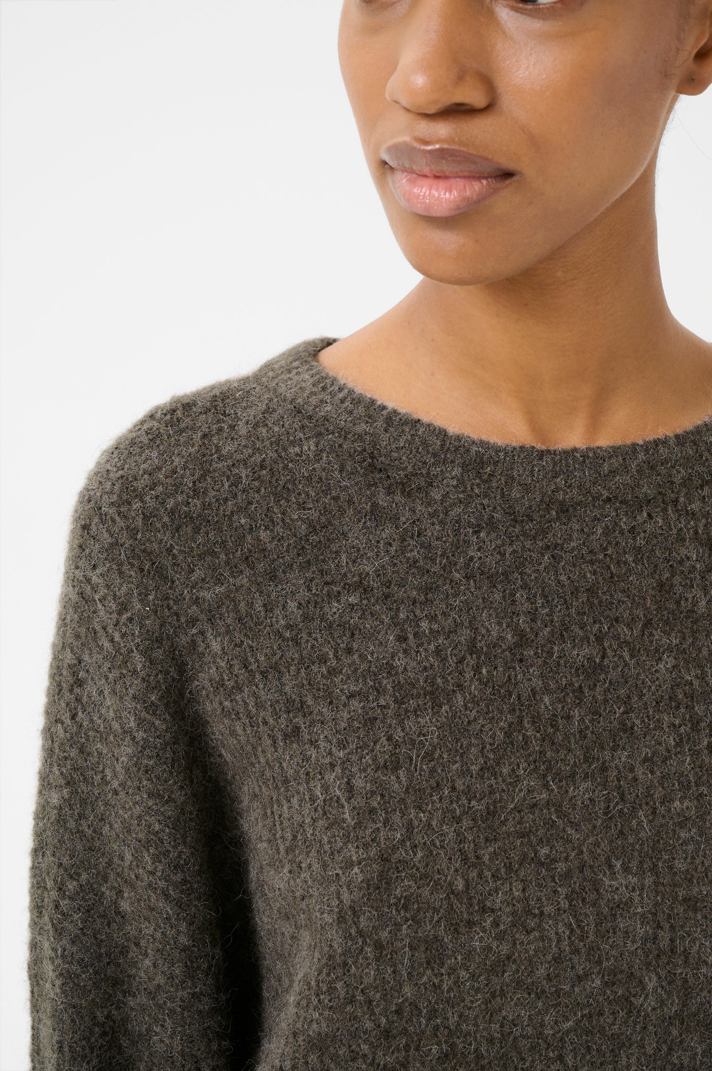 Alpha slit pullover