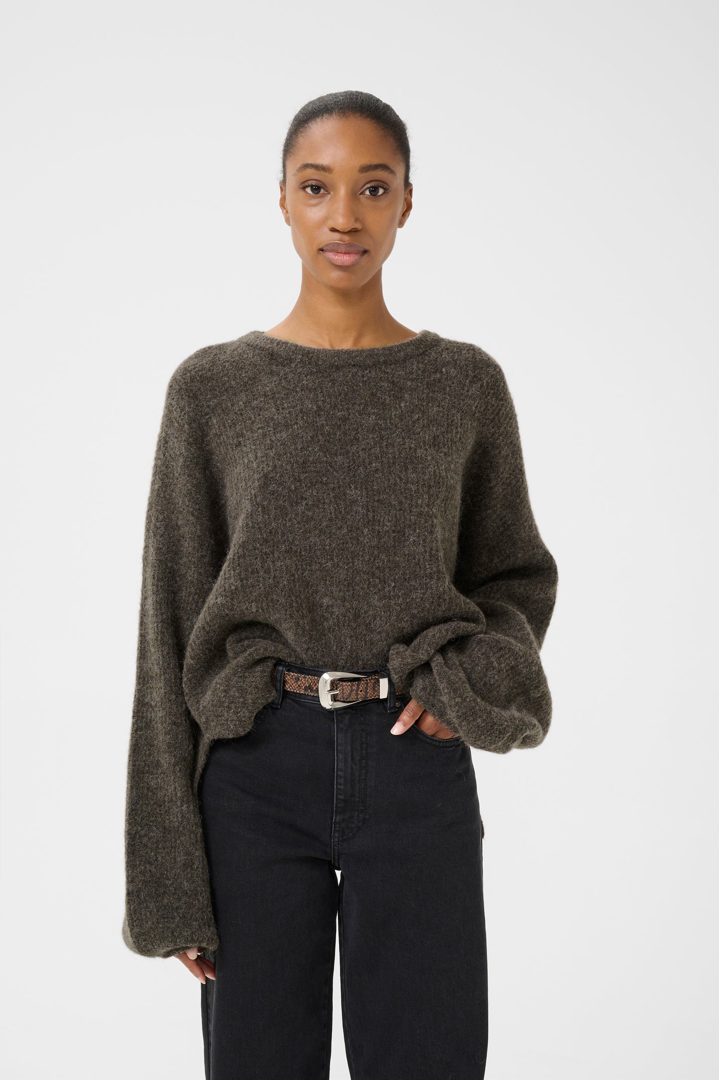 Alpha slit pullover