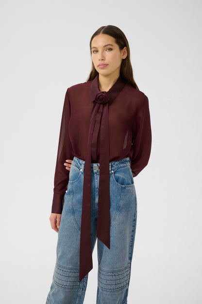 Lynne shirt