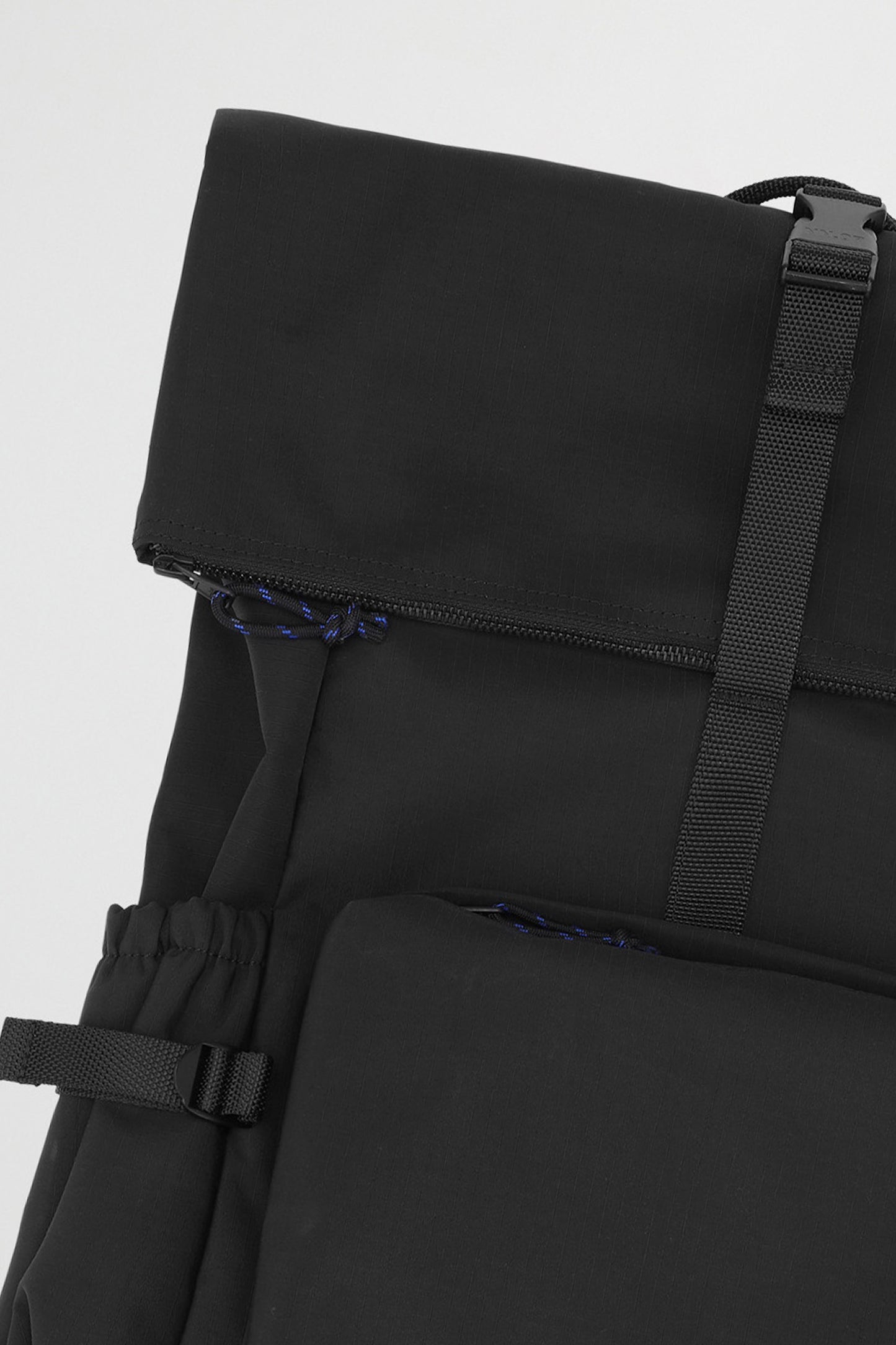 Roll top backpack 9019