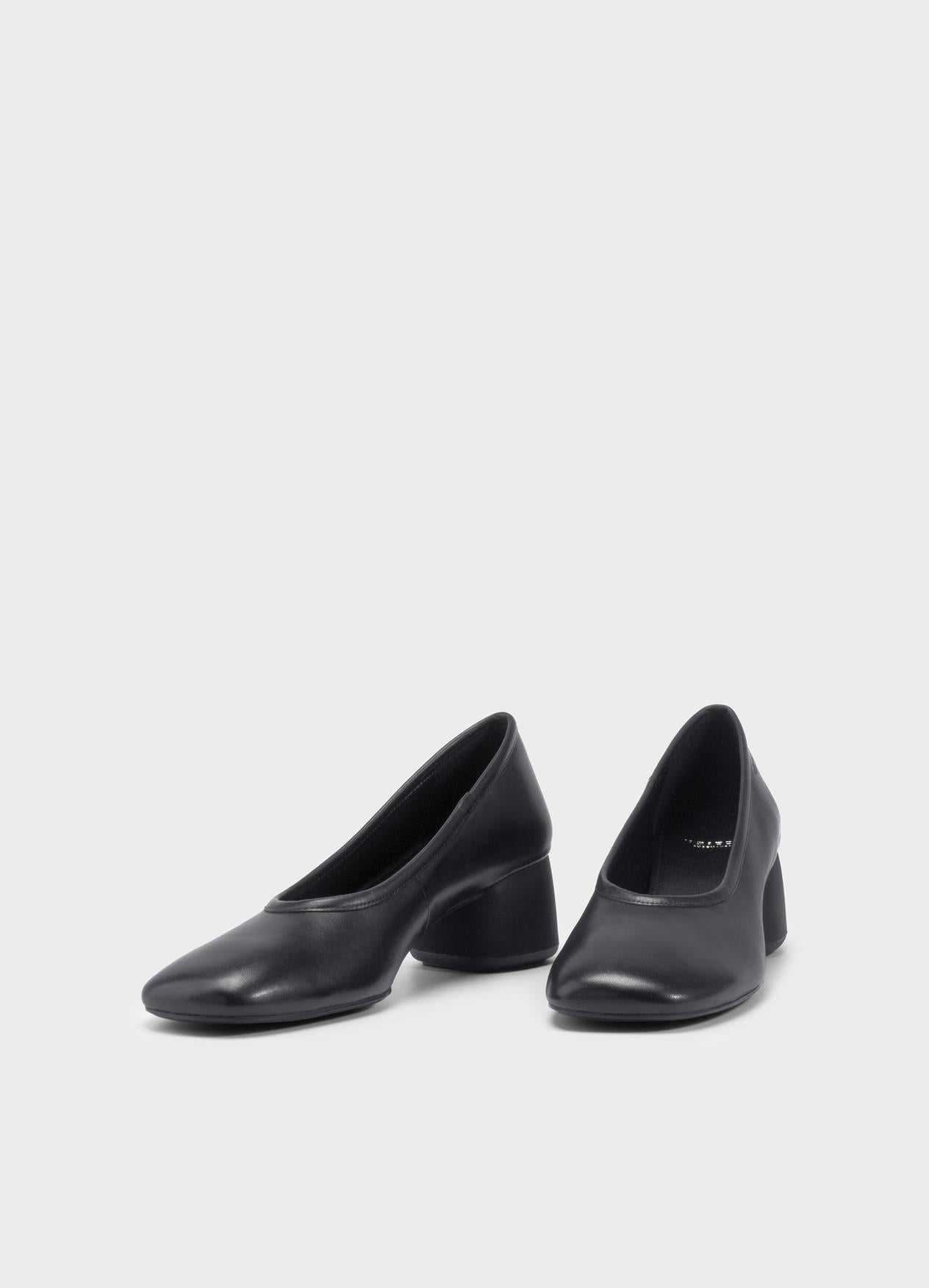 Livia Pumps