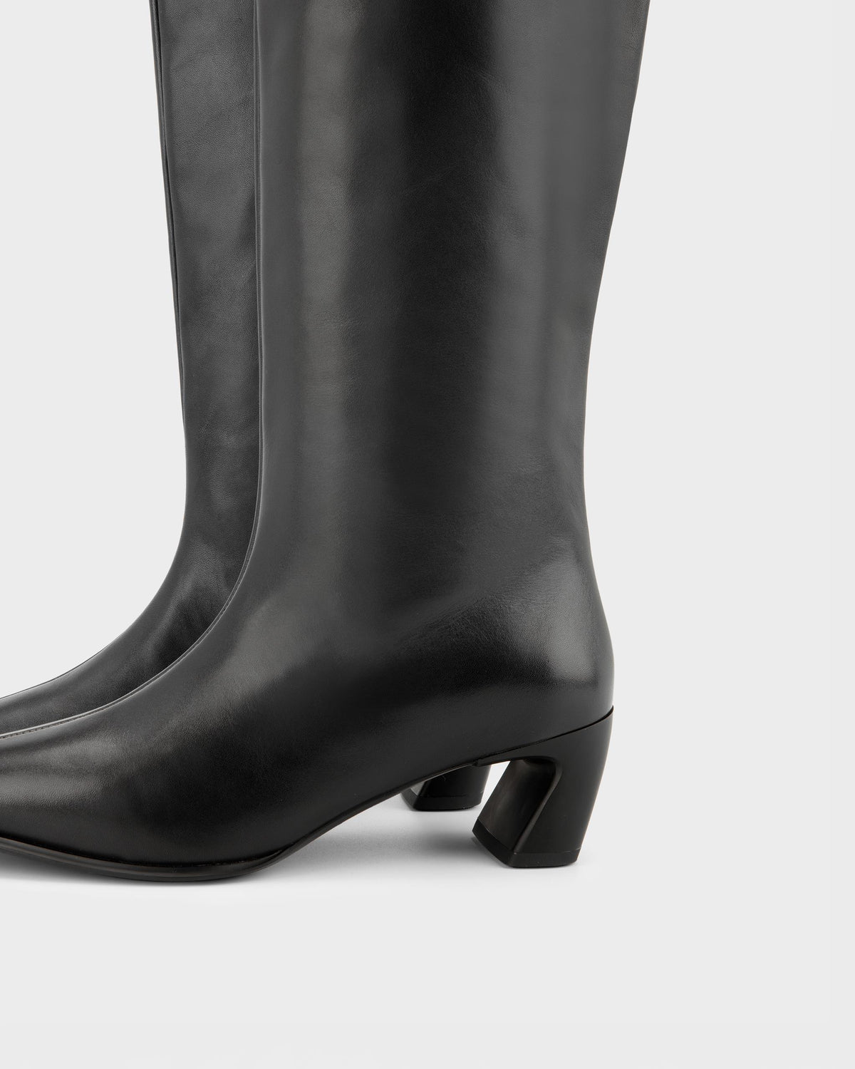 Ilona Boots