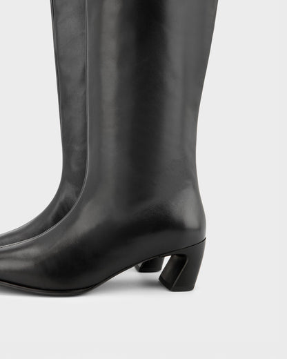 Ilona Boots