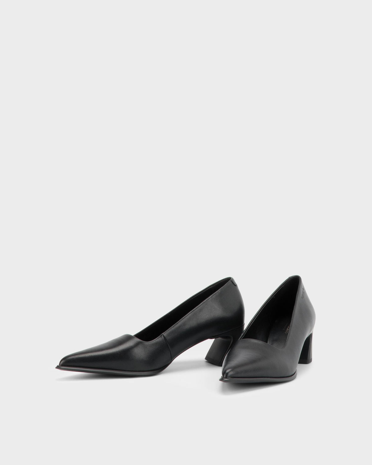 Ilona Pumps