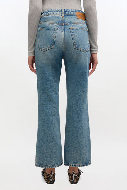 Essentials Tint Rigid Denim Betzy Cropped