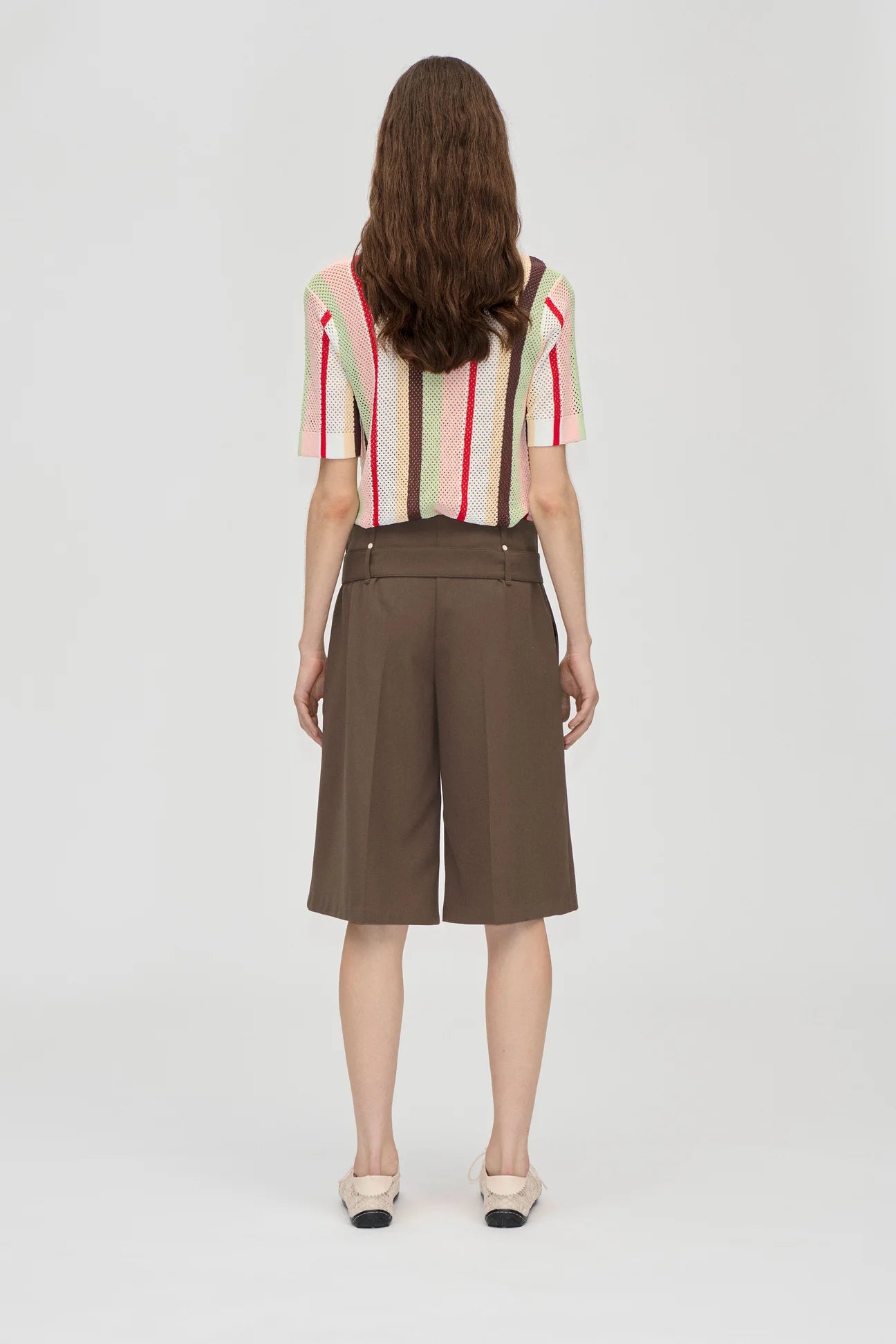 2534 Tropical Wool Tailoring, Belted Tailored Bermuda