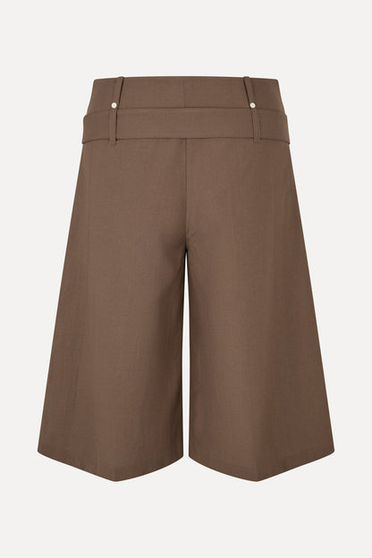2534 Tropical Wool Tailoring, Belted Tailored Bermuda