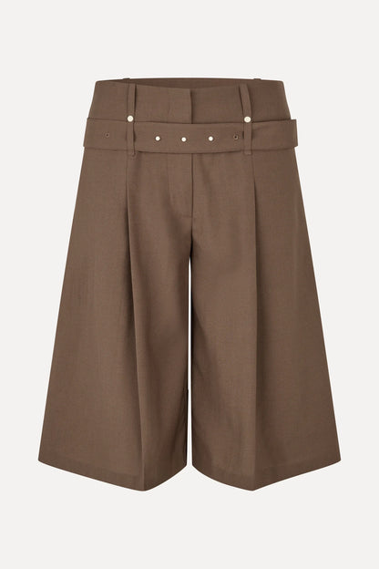 2534 Tropical Wool Tailoring, Belted Tailored Bermuda