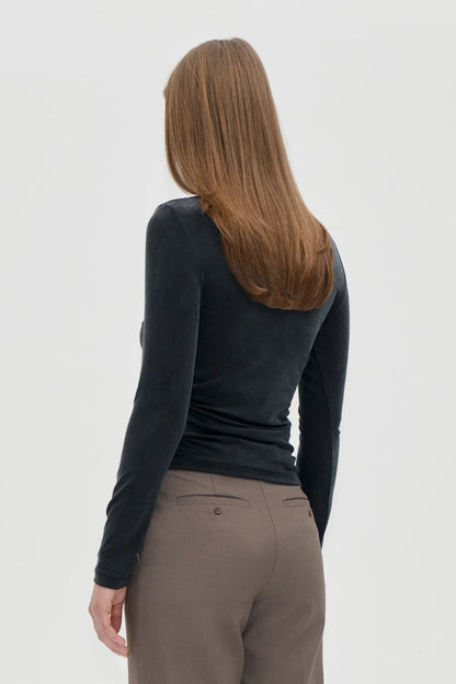 2554 Cupro Jersey, Boatneck Draped Top