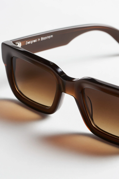 05 Brown