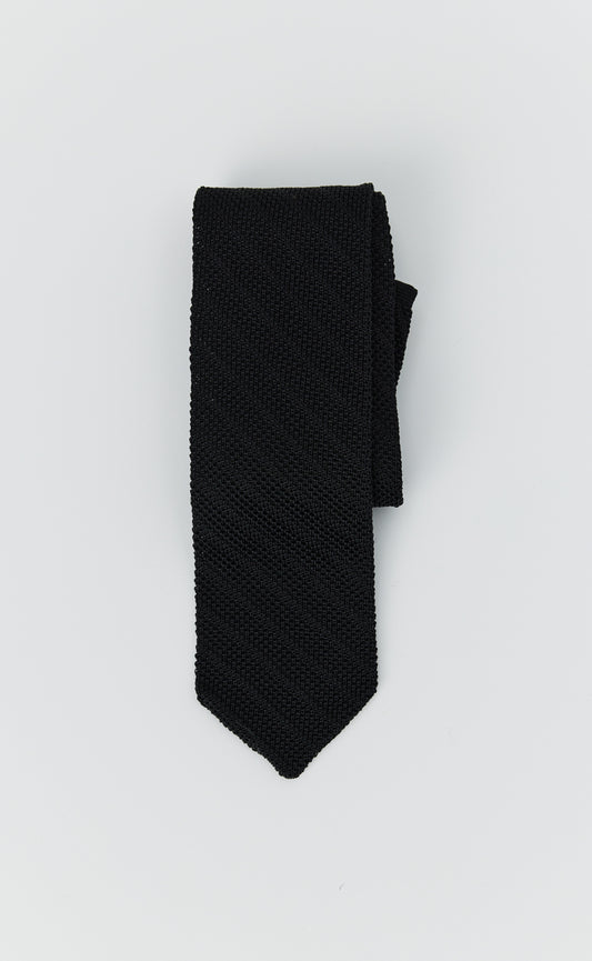 Formal Tie