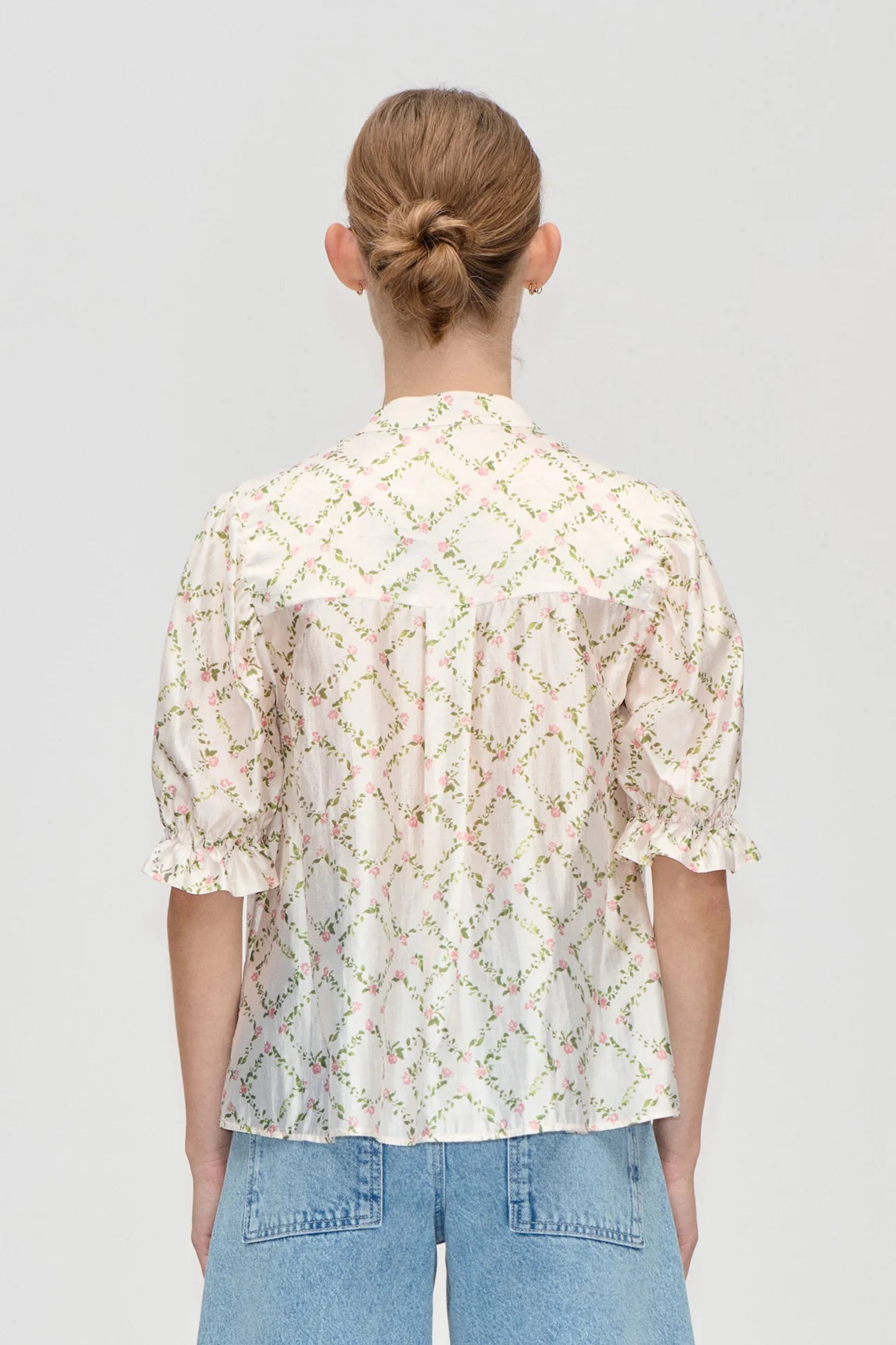 2519 Flat Texture Viscose, Gathered Top