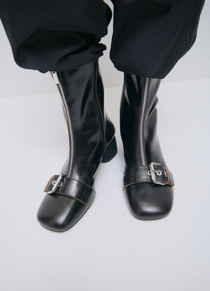 Livia Boot
