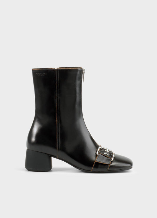 Livia Boot