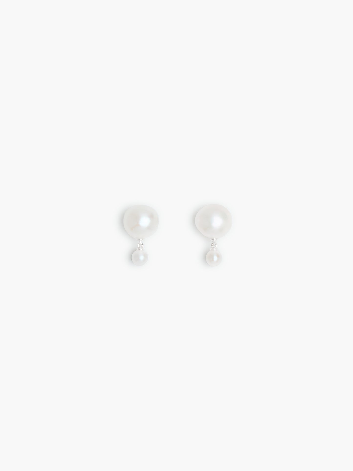 Lumora Small Studs