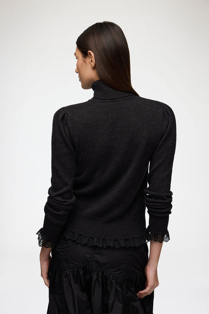 Merino Turtleneck w lace details
