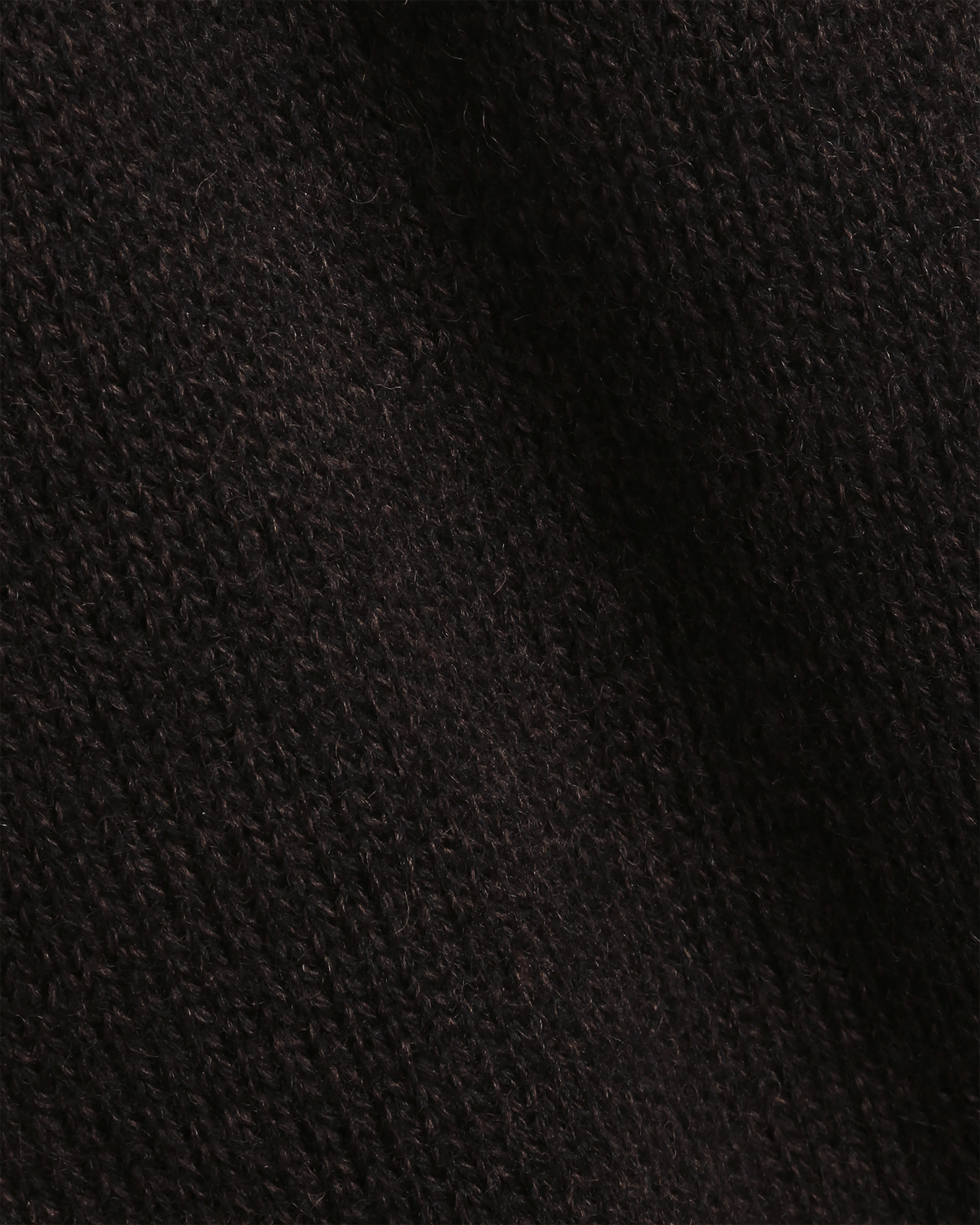 RUNAWAY NECK KNIT