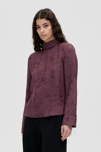 2548 Fluid Jacquard, Relaxed Tie Neck Blouse