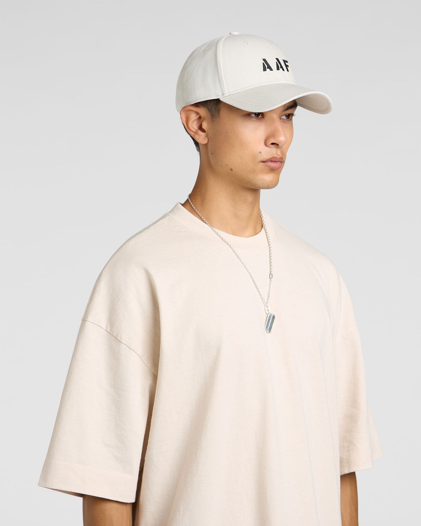 Cotton twill logo cap