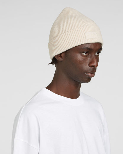 Logo patch beanie