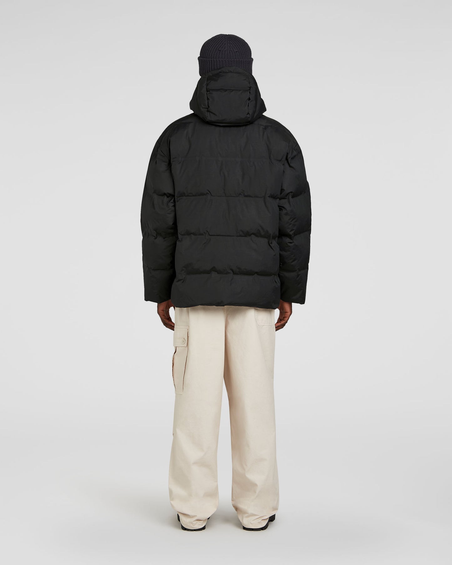 Mountain hooded puffer