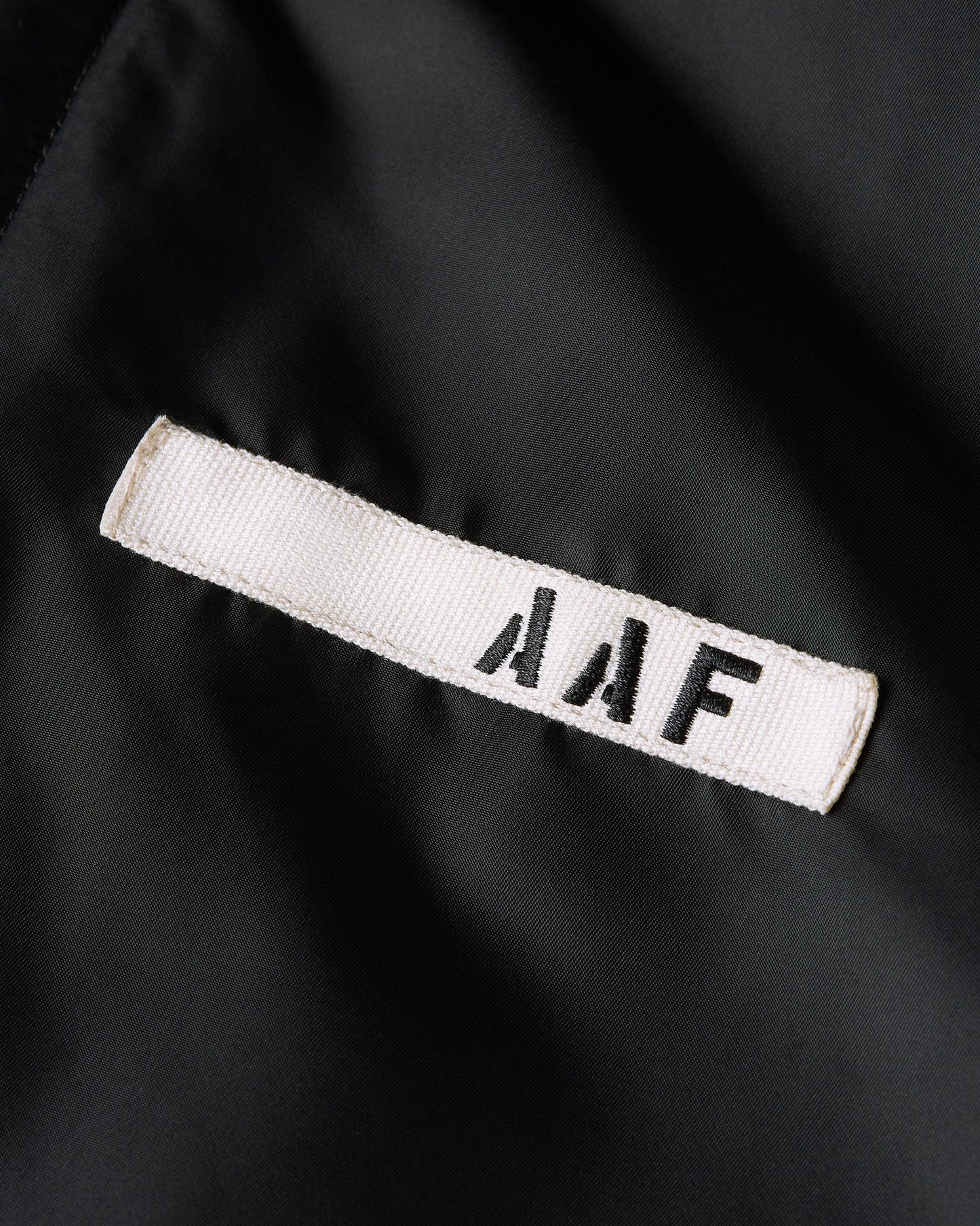 Mountain hooded puffer