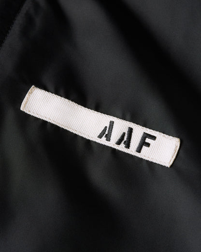 Mountain hooded puffer