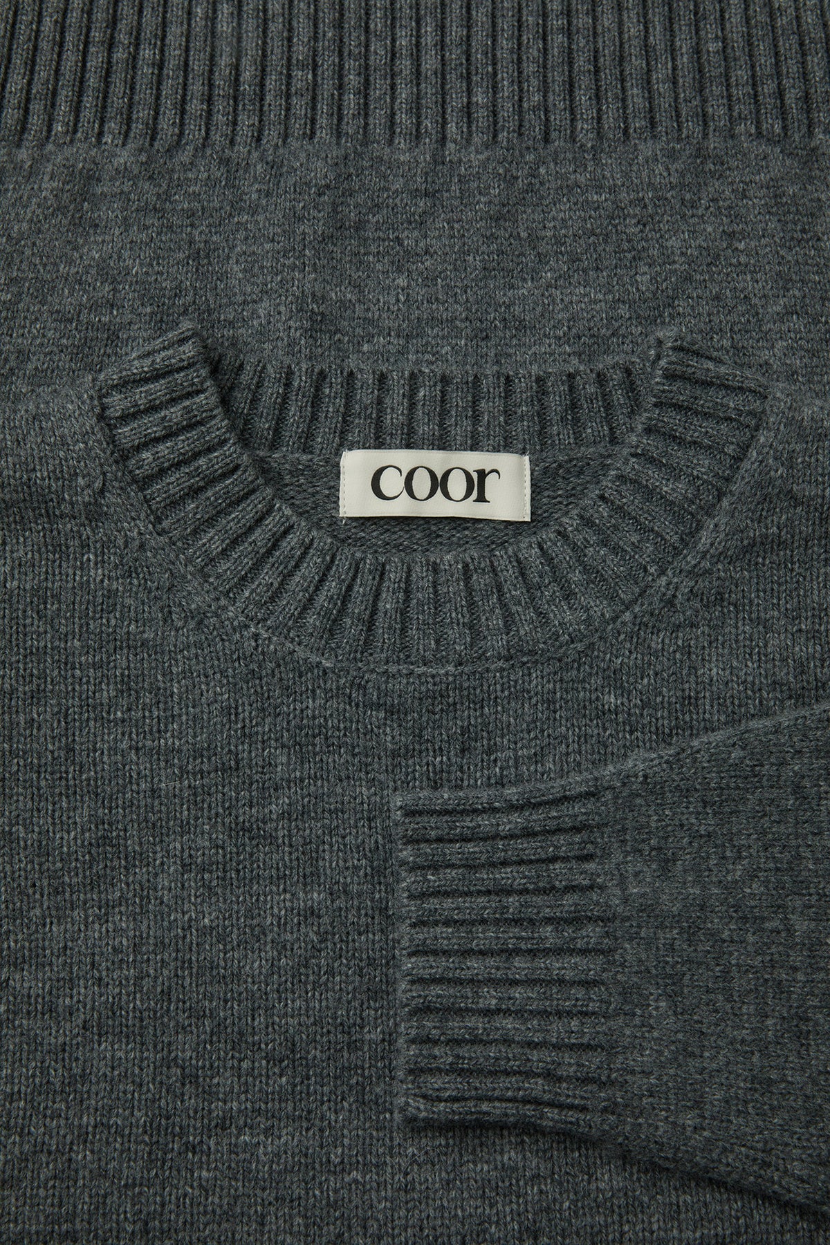 WOOL CROPPED CREWNECK SWEATER