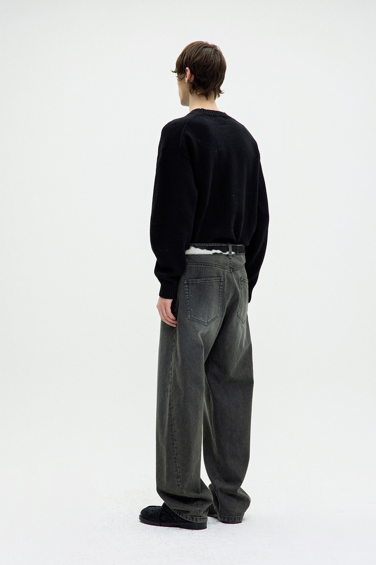 WOOL CROPPED CREWNECK SWEATER