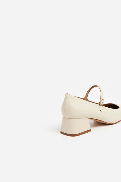 Evan Leather Vanilla