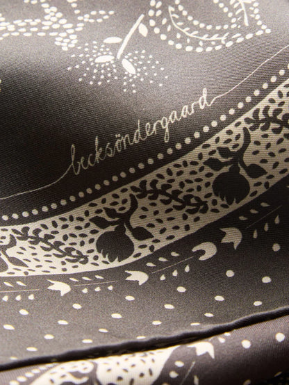 Dotted Flora Sia Scarf
