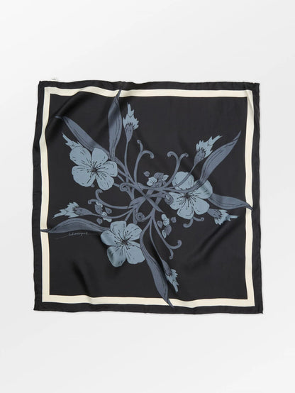 Magna Flower Sia Scarf