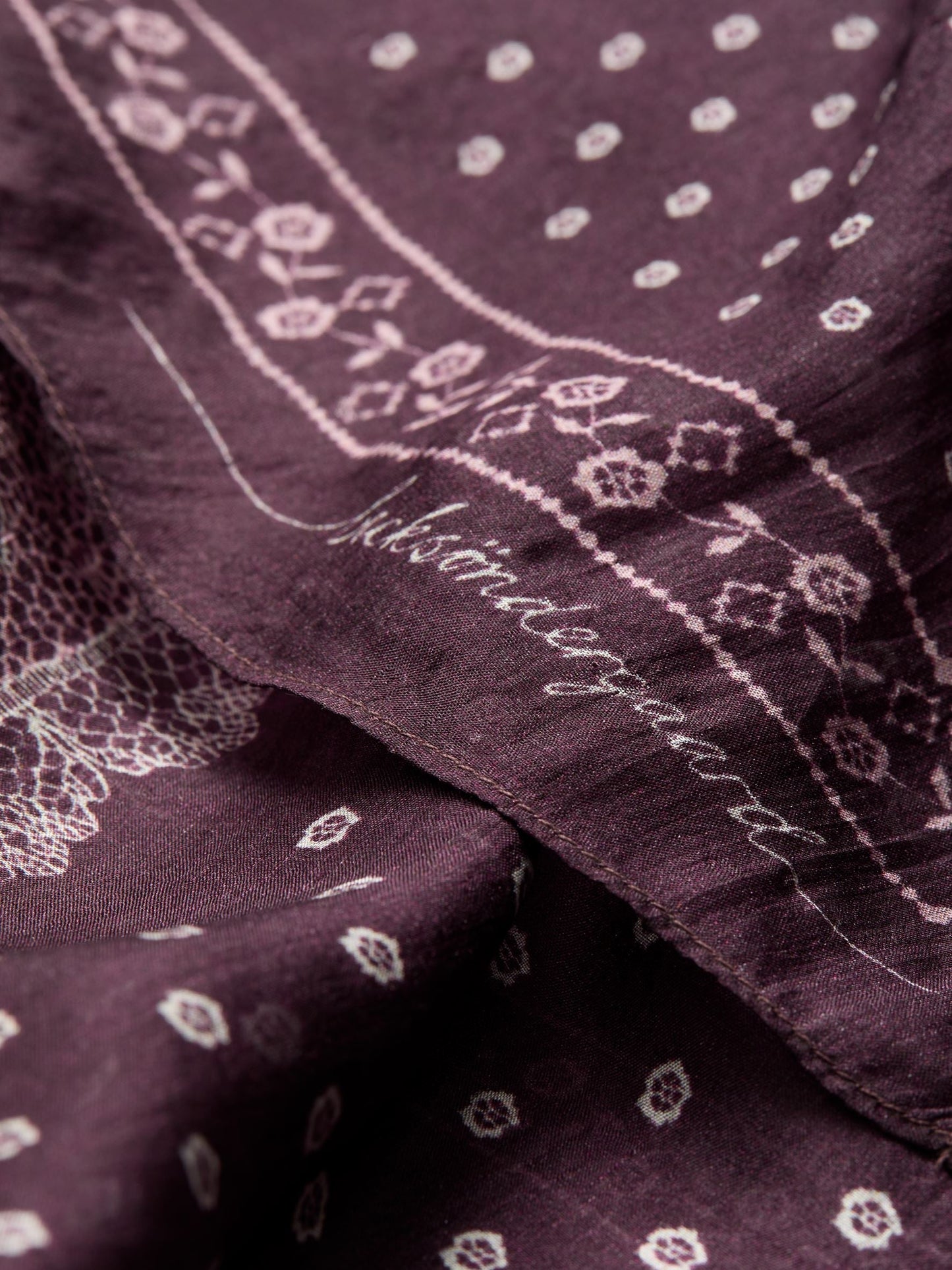 Lacia Tabby Sia Scarf