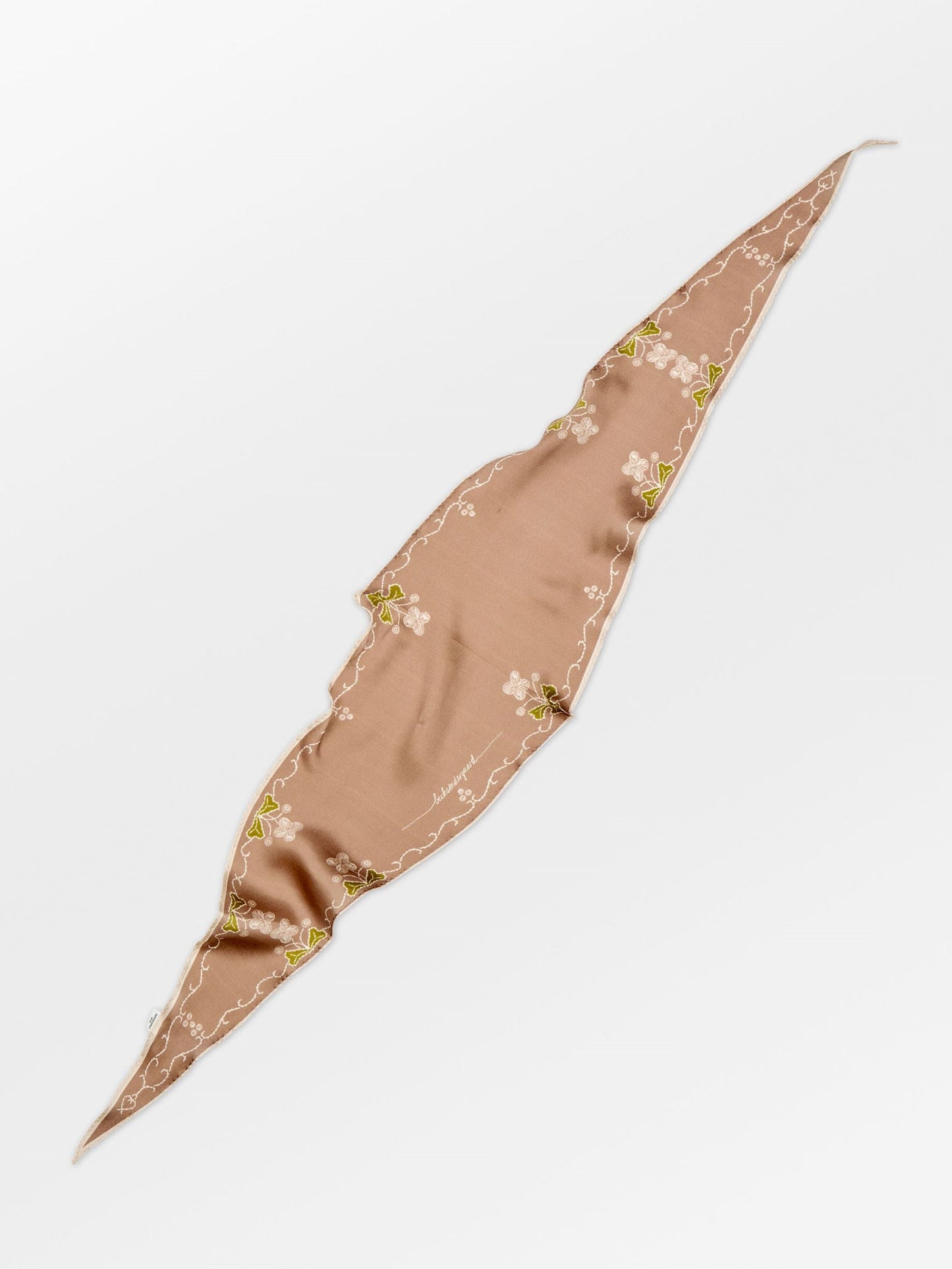 Brodaria Diamond Scarf