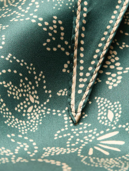 Dotted Flora Diamond Scarf