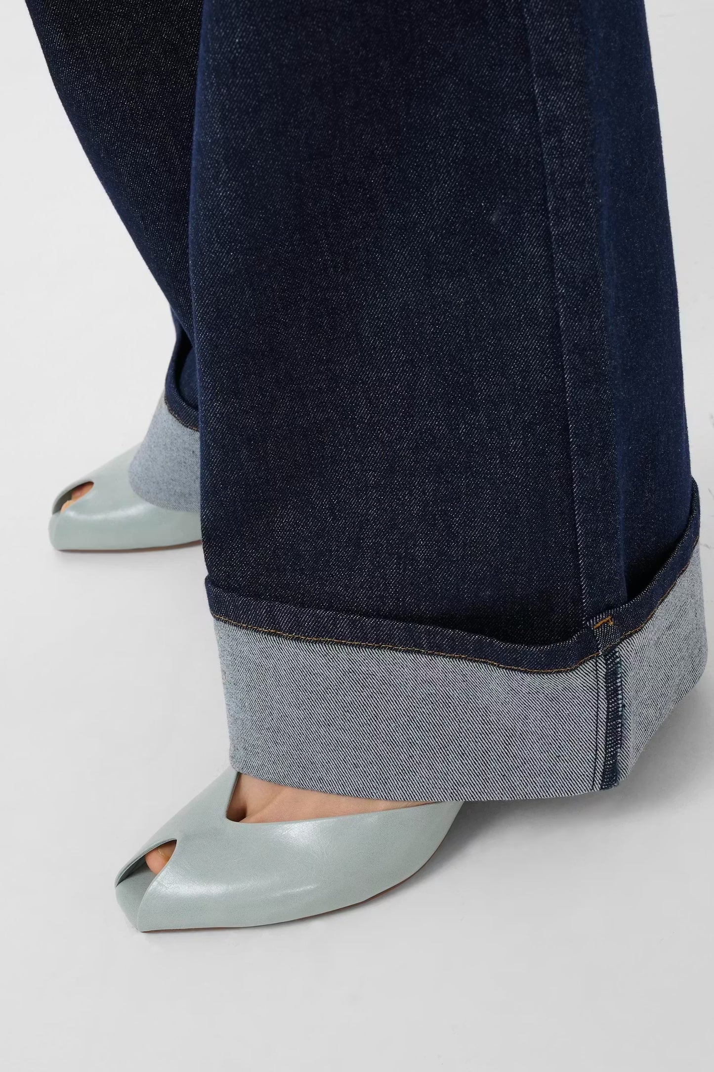 sara HW wide jeans unwashed