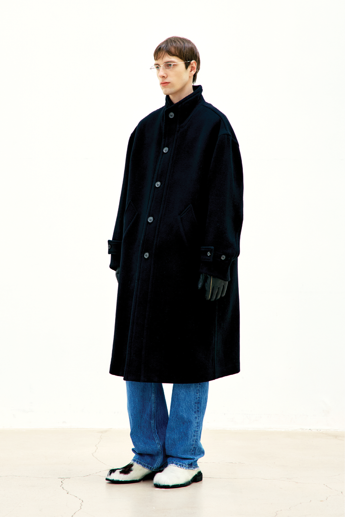 VIRGIN WOOL HIGH-NECK COAT