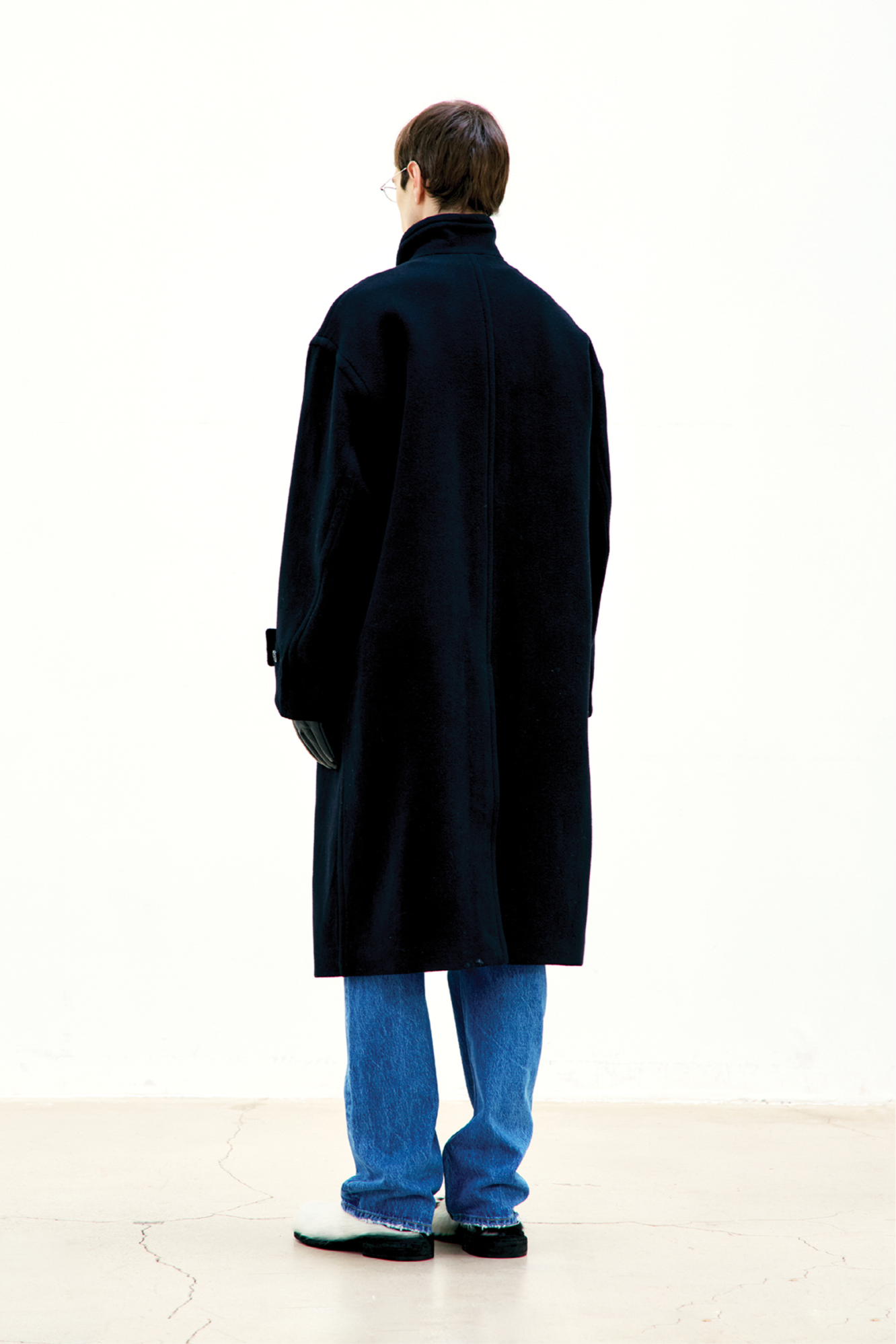 VIRGIN WOOL HIGH-NECK COAT