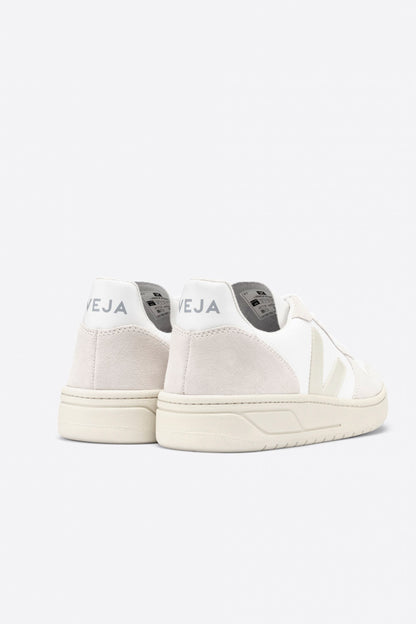 V-10 - White Natural Pierre